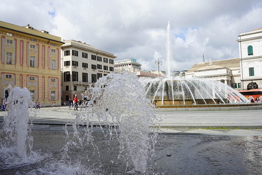 Piazza De Ferrari